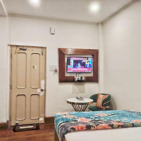 Hotel Florence 西里古里 外观 照片