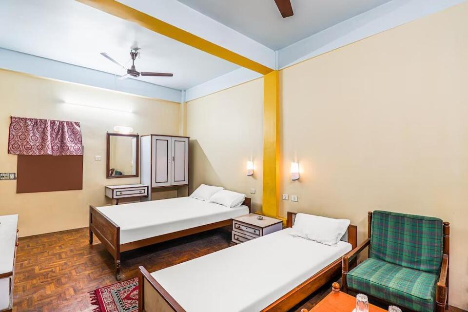 Hotel Florence 西里古里 外观 照片